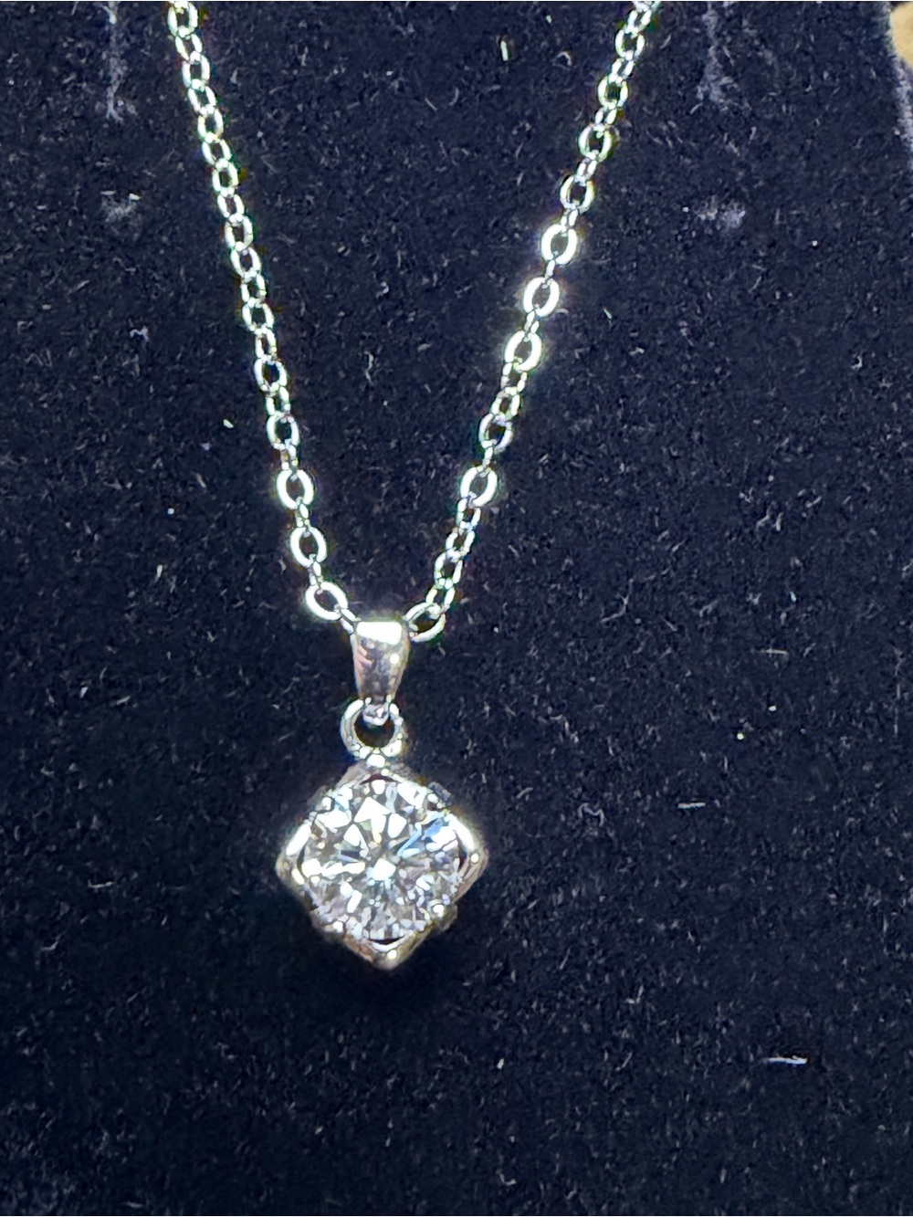 1.0 carat genuine Moissanite Solitaire Pendant Necklace